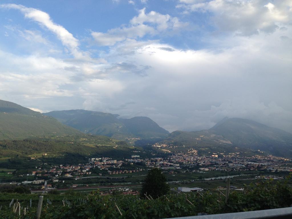 Agritur Le Pergole Hotel Villa Lagarina Kültér fotó