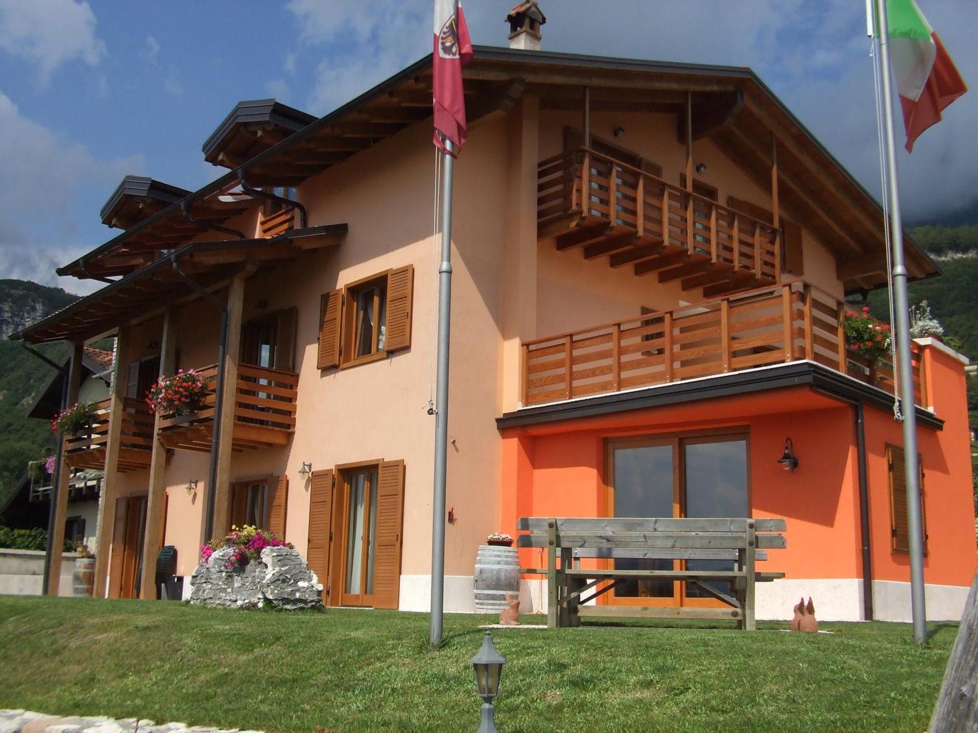 Agritur Le Pergole Hotel Villa Lagarina Kültér fotó